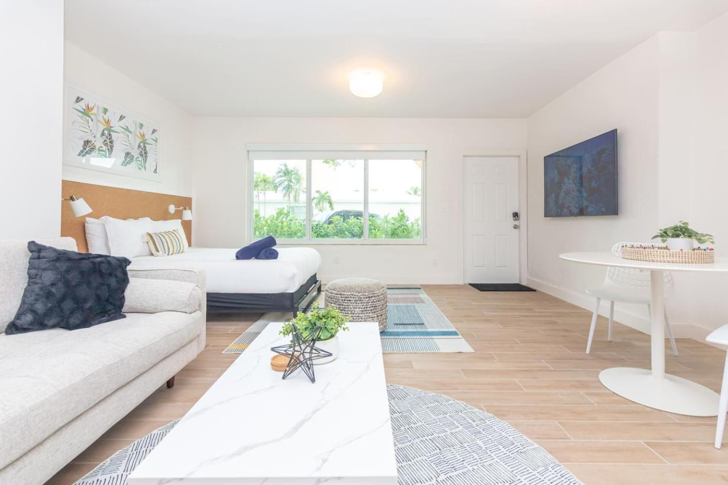 Large Stylish Studio Apartment In El Portal #3 Miami Exteriér fotografie