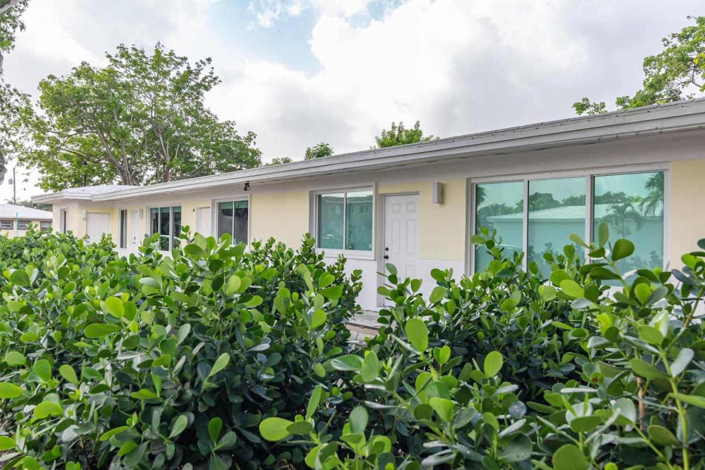Large Stylish Studio Apartment In El Portal #3 Miami Exteriér fotografie
